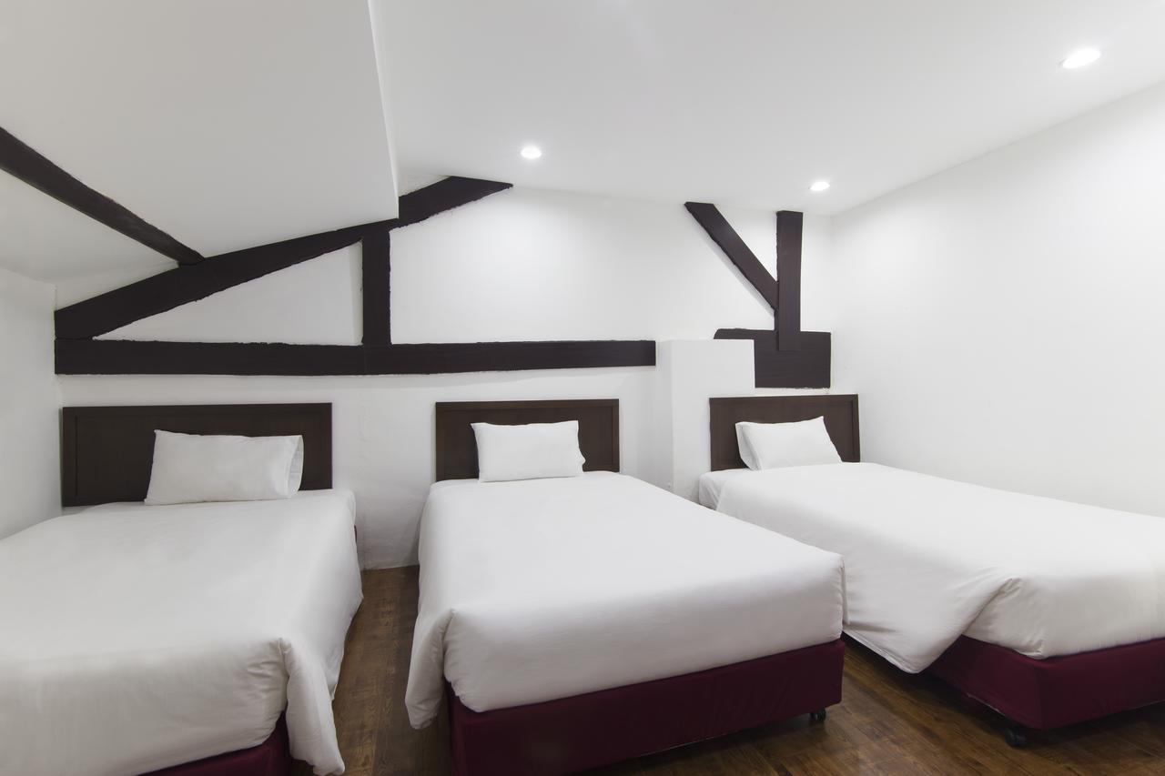 Charlies Boutique Hotel Джорджтаун Экстерьер фото